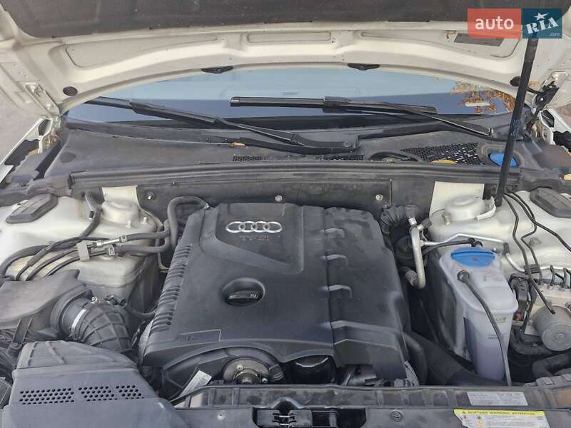 Седан Audi A4 2011 в Запорожье