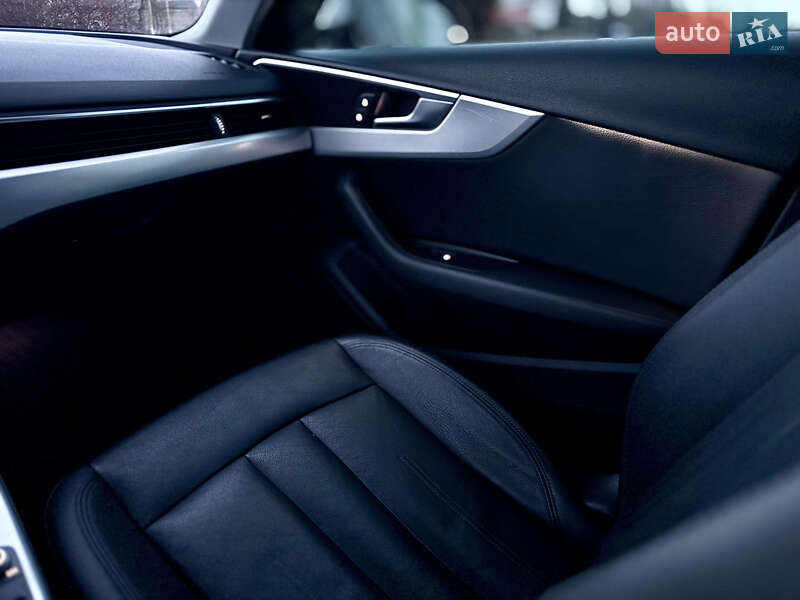 Седан Audi A4 2016 в Виноградові