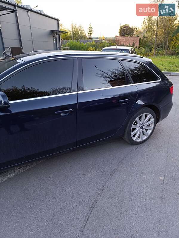 Универсал Audi A4 2010 в Житомире