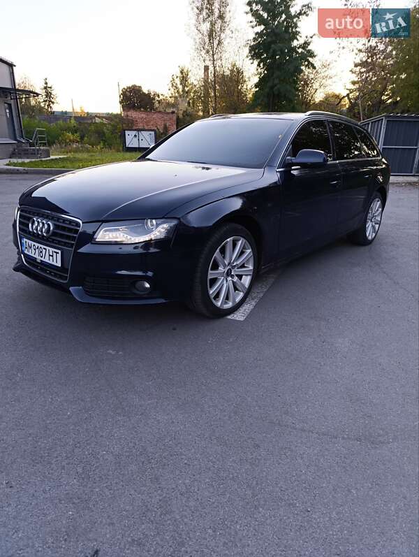 Универсал Audi A4 2010 в Житомире