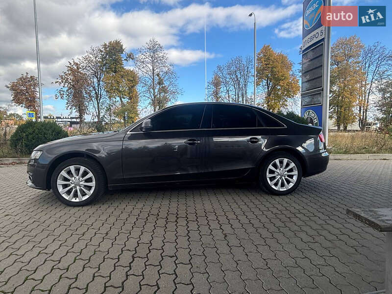 Седан Audi A4 2008 в Тульчине
