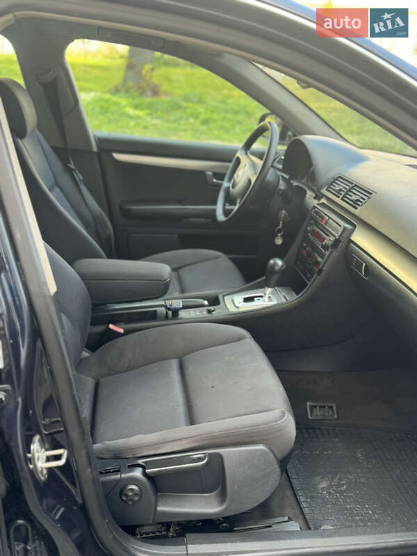Універсал Audi A4 2002 в Звягелі
