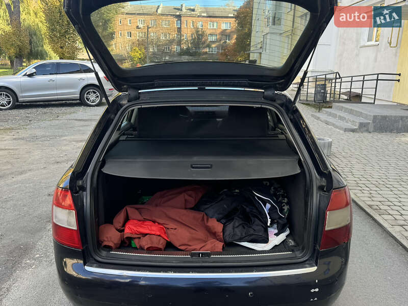 Універсал Audi A4 2002 в Звягелі