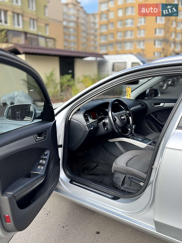 Универсал Audi A4 2009 в Киеве