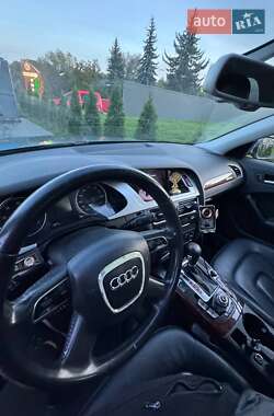 Седан Audi A4 2012 в Львове