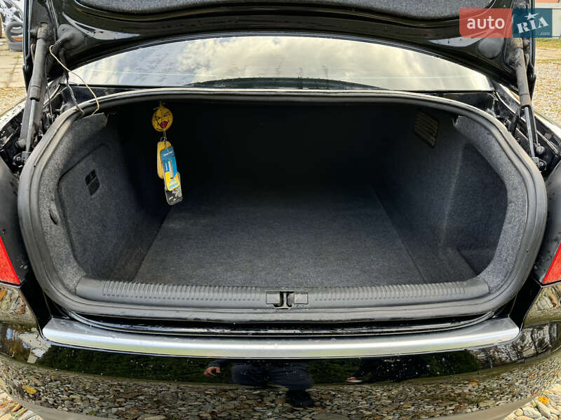 Седан Audi A4 2001 в Івано-Франківську