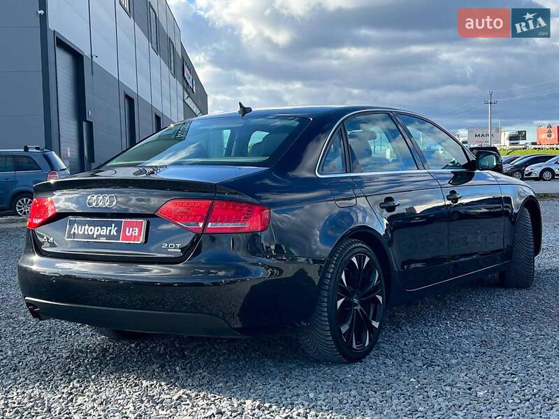 Седан Audi A4 2010 в Львове