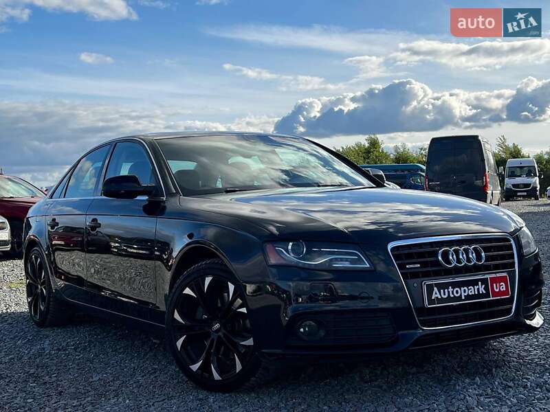 Седан Audi A4 2010 в Львове