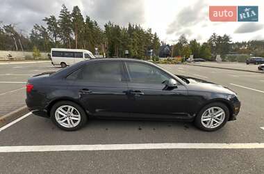 Седан Audi A4 2016 в 