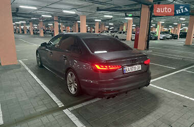 Седан Audi A4 2020 в 