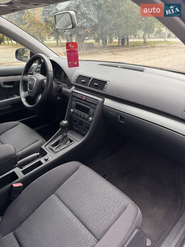 Седан Audi A4 2008 в Вознесенске