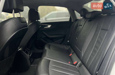 Седан Audi A4 2016 в 