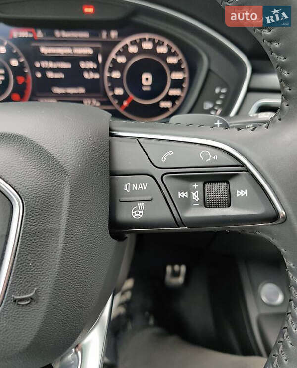 Универсал Audi A4 2017 в Киеве
