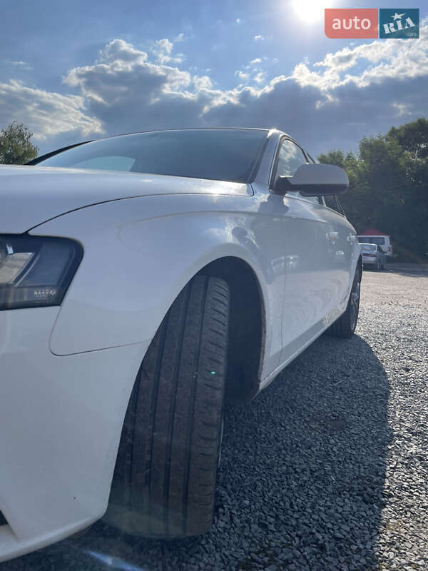 Седан Audi A4 2009 в Дубно