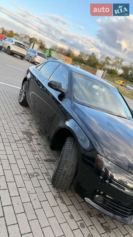 Седан Audi A4 2011 в Львове