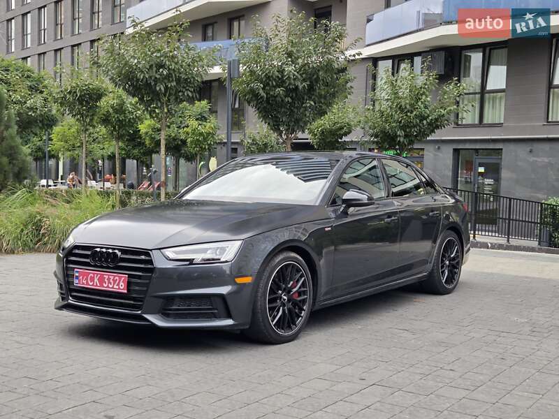 Седан Audi A4 2018 в Львові