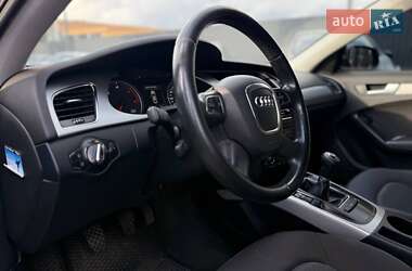 Седан Audi A4 2012 в 