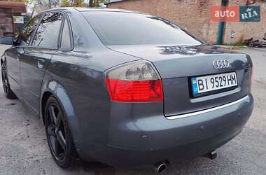 Седан Audi A4 2004 в 