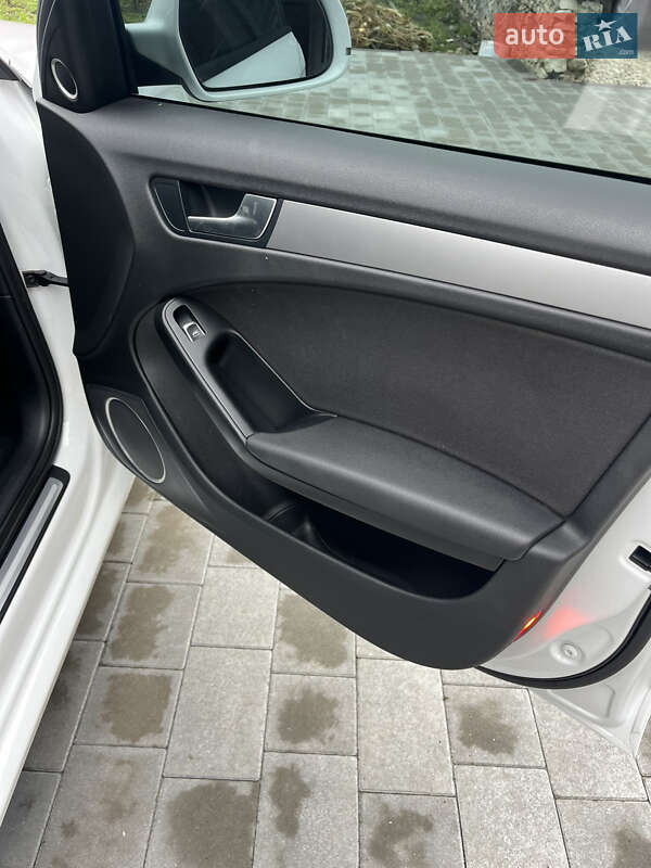 Універсал Audi A4 2012 в Вишнівці