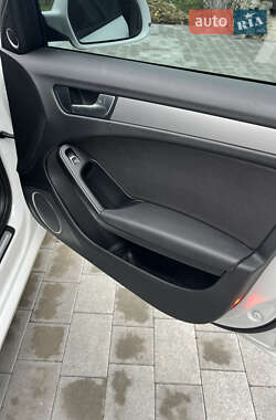 Універсал Audi A4 2012 в 