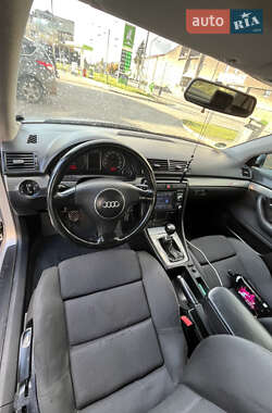 Седан Audi A4 2001 в  фото 8 Седан Audi A4 2001 в