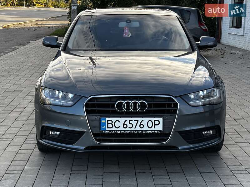 Седан Audi A4 2013 в Красилові