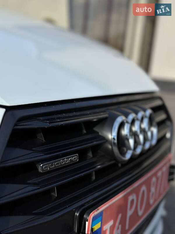 Универсал Audi A4 2019 в Львове