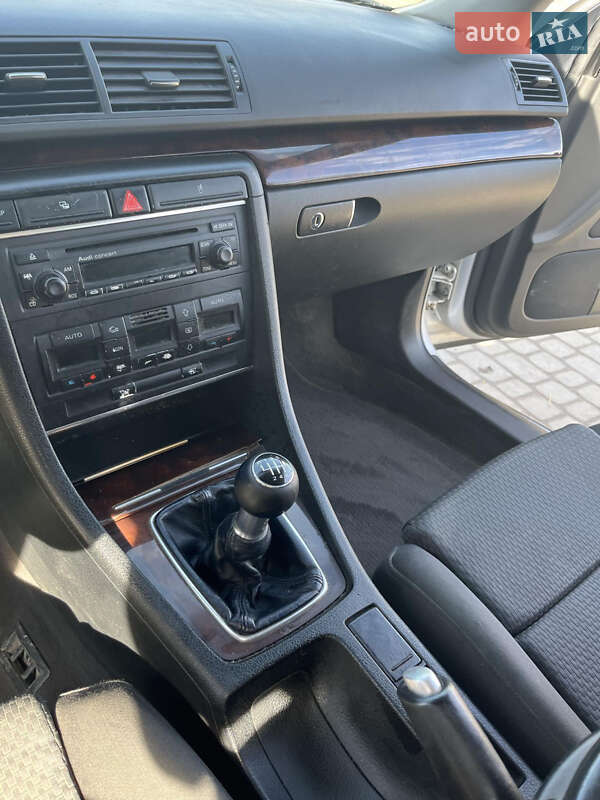 Універсал Audi A4 2002 в Сокирянах