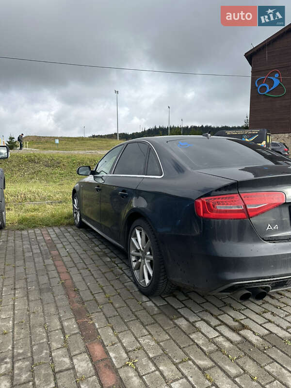 Седан Audi A4 2015 в Турці