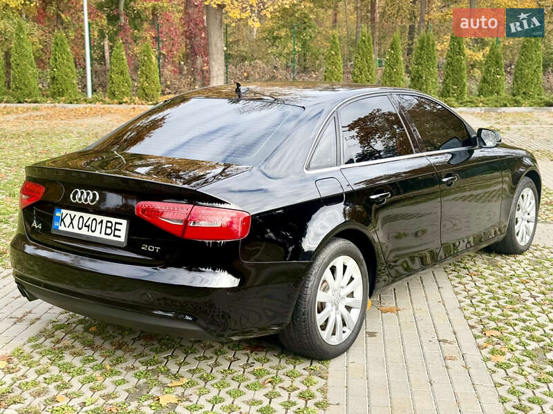 Седан Audi A4 2012 в Харькове