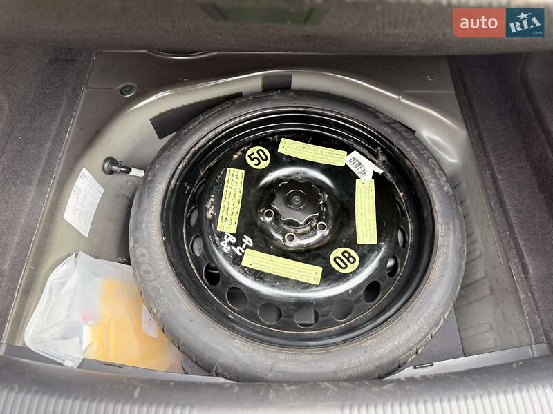 Седан Audi A4 2012 в Харькове