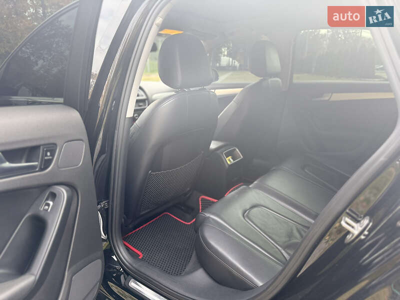 Седан Audi A4 2012 в Харькове