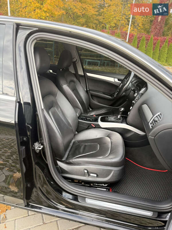 Седан Audi A4 2012 в Харькове