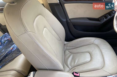 Седан Audi A4 2015 в 