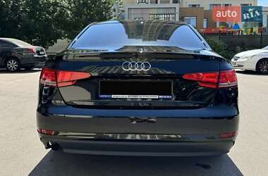 Седан Audi A4 2017 в 