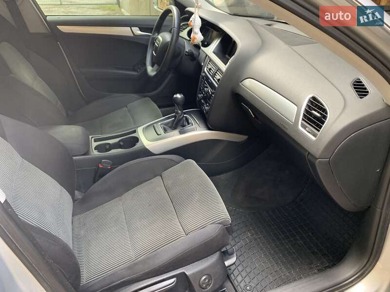 Седан Audi A4 2008 в Запоріжжі