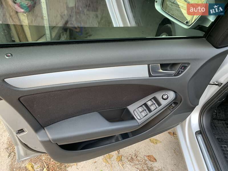 Седан Audi A4 2008 в Запоріжжі