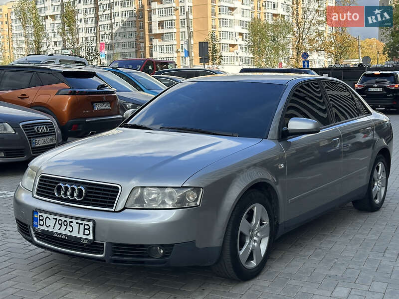 Седан Audi A4 2002 в Львові