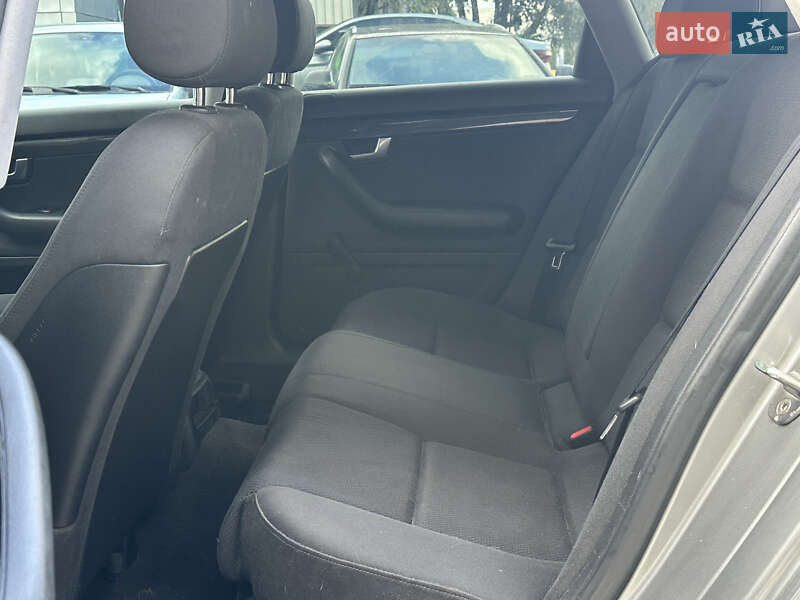 Седан Audi A4 2002 в Львові