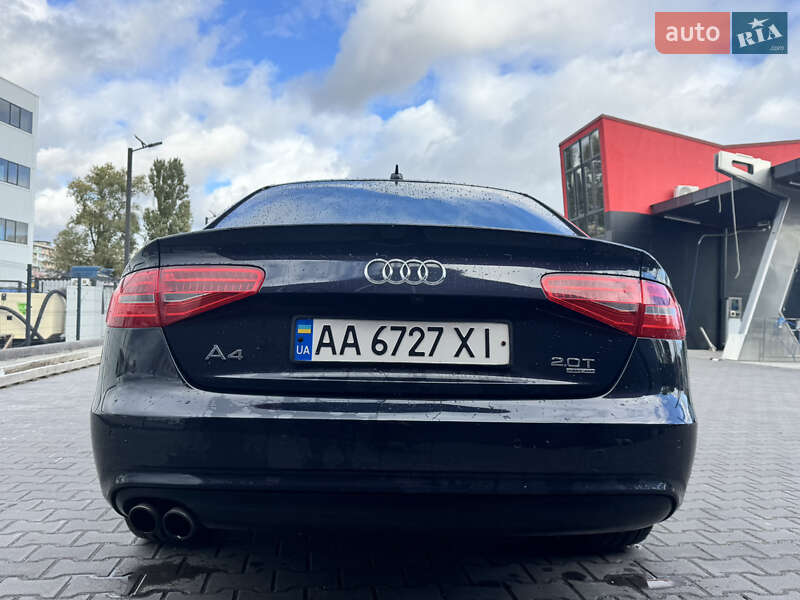 Седан Audi A4 2012 в Киеве