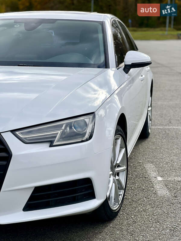 Седан Audi A4 2016 в Києві