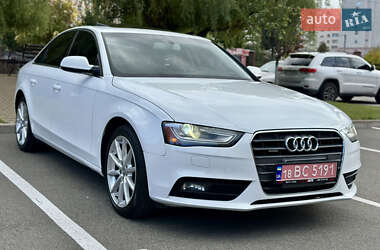 Седан Audi A4 2014 в 
