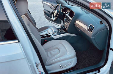Седан Audi A4 2015 в 