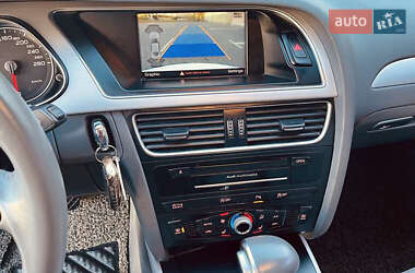Седан Audi A4 2015 в 
