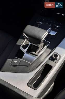 Седан Audi A4 2015 в  фото 16 Седан Audi A4 2015 в