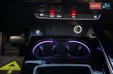 Седан Audi A4 2020 в 