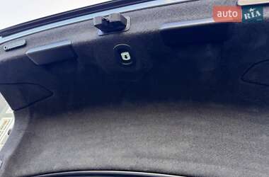 Седан Audi A4 2015 в  фото 23 Седан Audi A4 2015 в