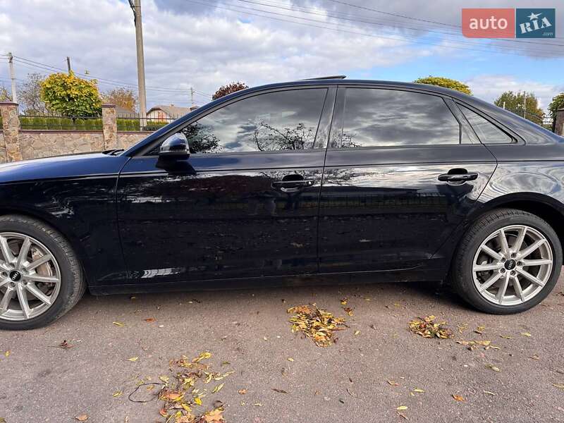 Седан Audi A4 2016 в Стрые
