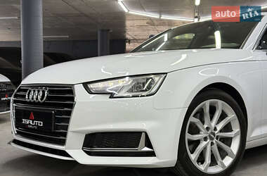 Седан Audi A4 2018 в 