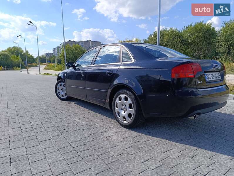 Седан Audi A4 2004 в Львове